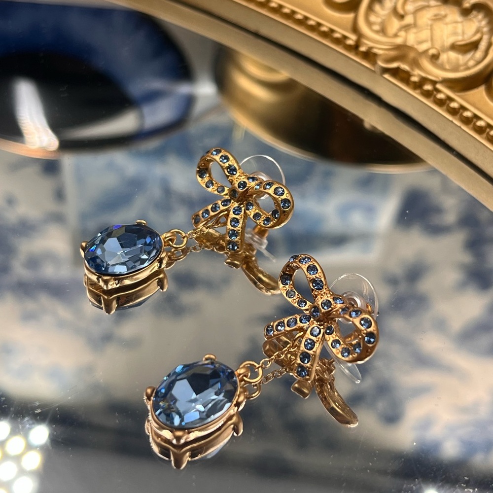 🆕 OSCAR DE LA RENTA 🧿 NWOT Blue Sparkle & Dangling Bow Earrings - Picture 5 of 16